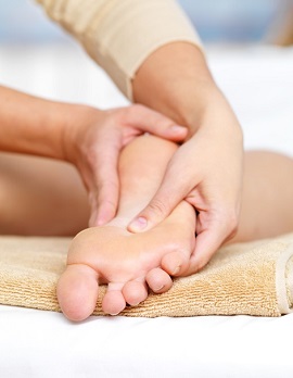 Foot massage at massage center gulberg lahore